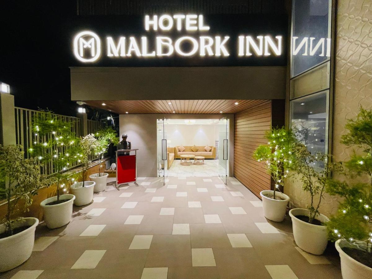 Hotel Malbork Inn @ Janakpuri Delhi  Exterior foto